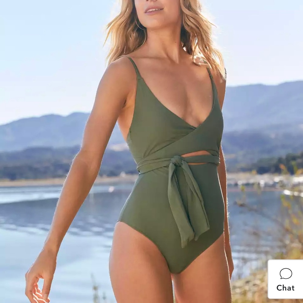 NWT Aerie Wrap One Piece Swimsuit size XL